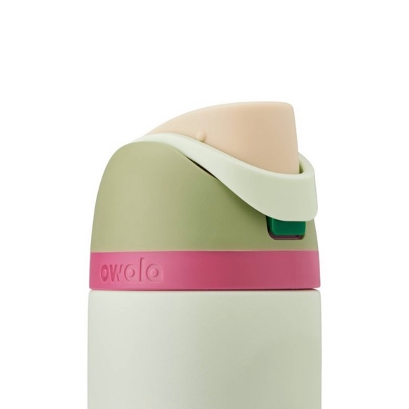 owala Dining Owala Freesip 24 Oz Water Bottle Light Green Alpine Sport Poshmark